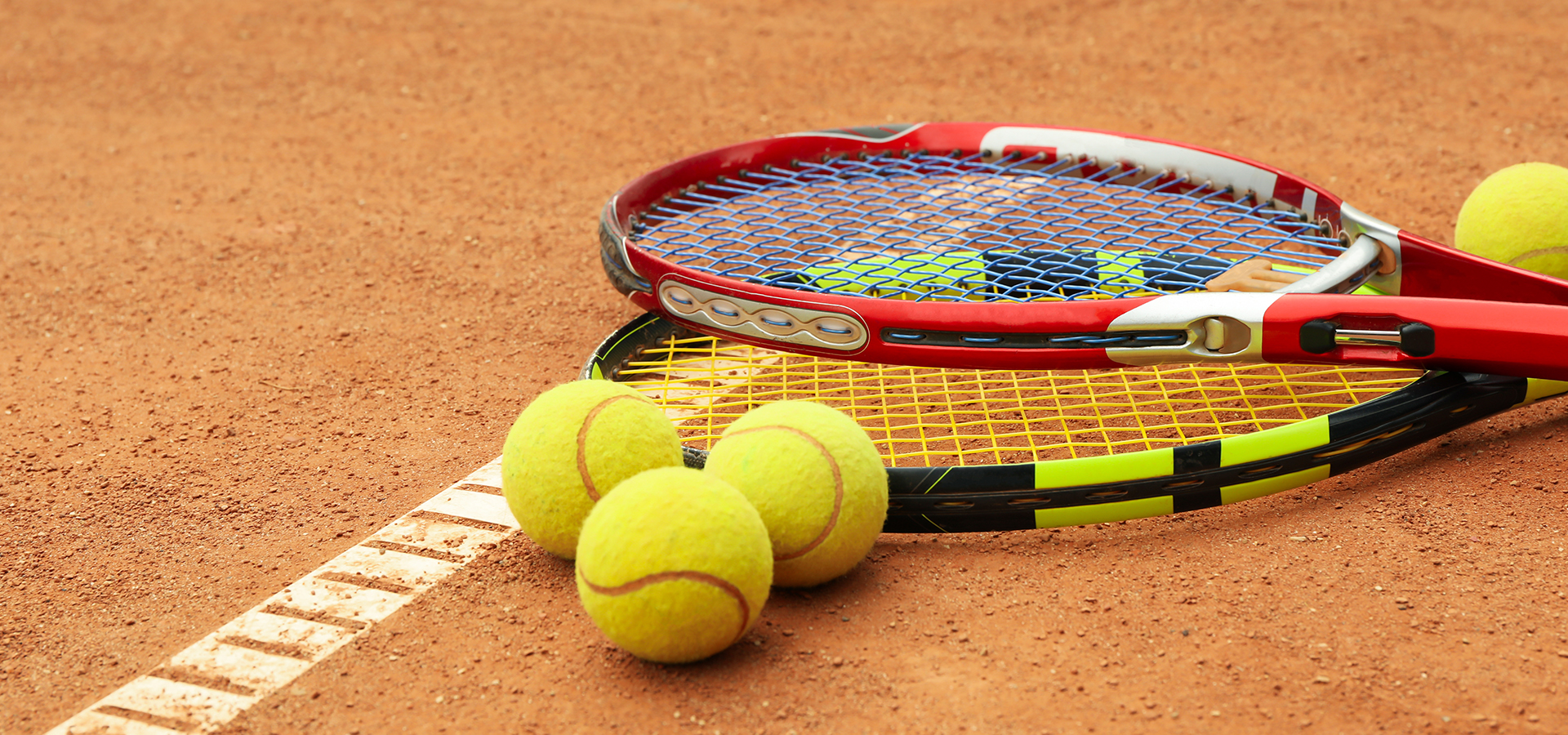 Rachete și mingi de tenis pe zgură, CS Livone